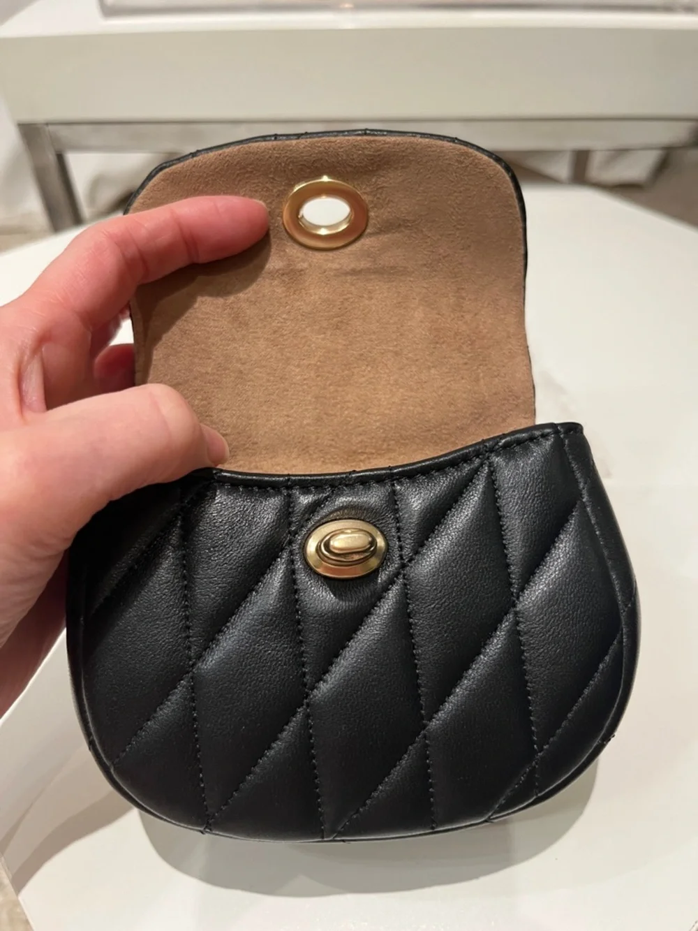 Quilted Black Leather Crossbody Bag with Gold Turn-Lock - Picture 4 of 4